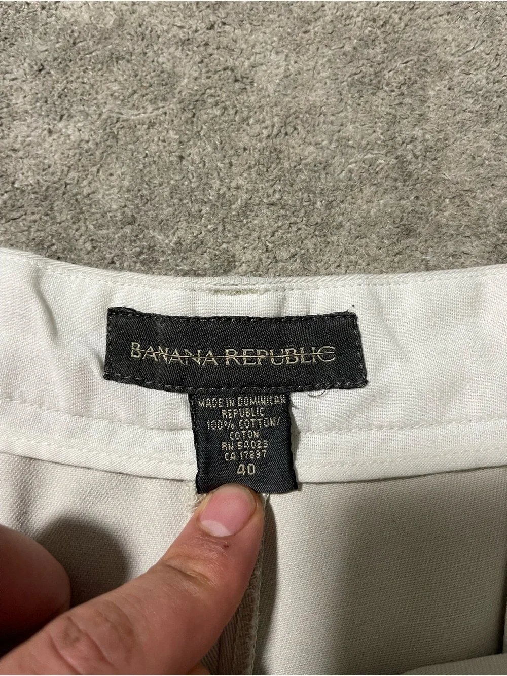 Mens Banana Republic Pleated Khaki Cotton Shorts